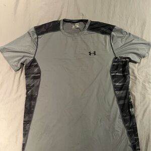 Under Armour Mens XL Fitted Dry Fit T-Shirt